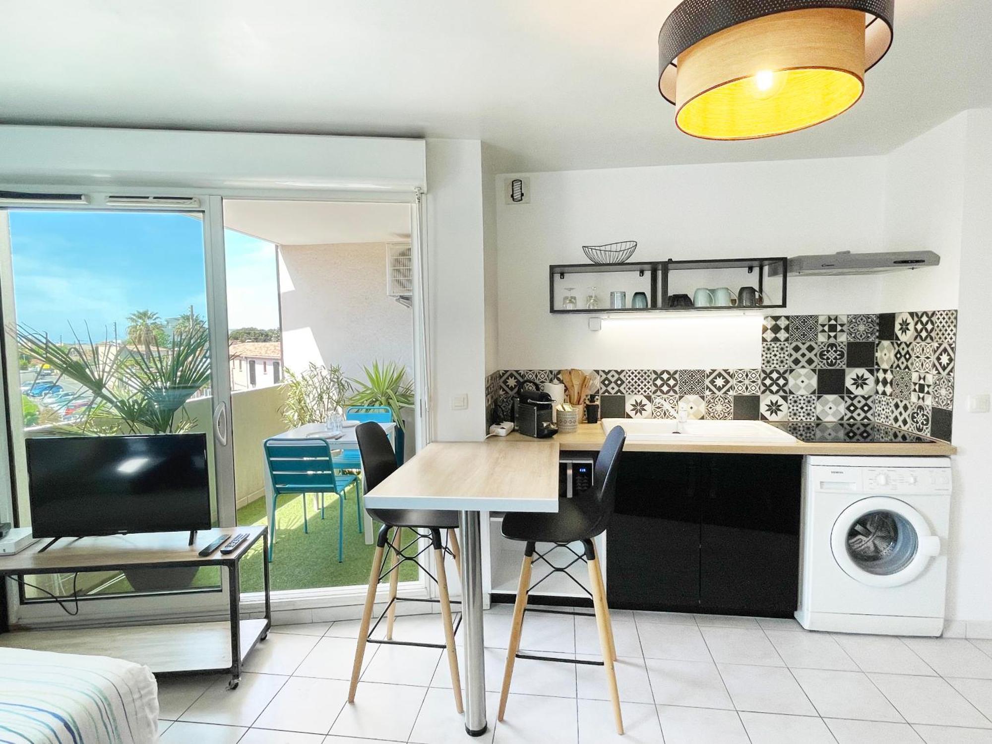 Lapin Blanc - Joli Studio Avec Terrasse Marseille Extérieur photo